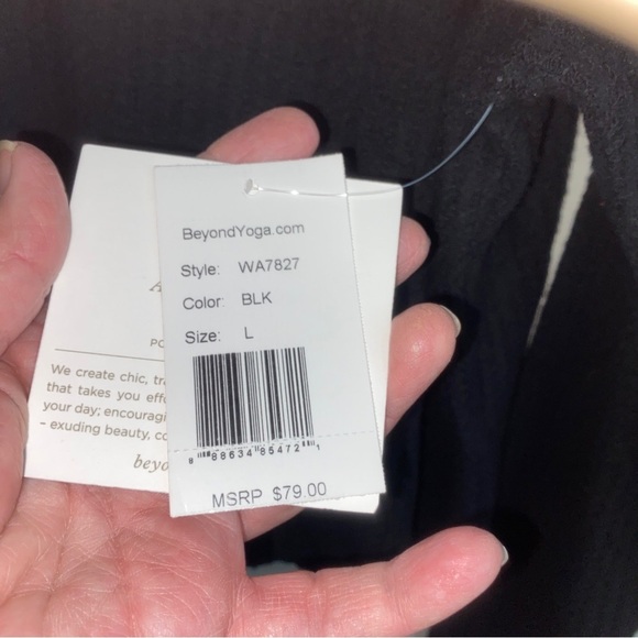 Beyond Yoga Black Blouse with Long Sleeves vV Neck So Soft - Picture 6 of 7